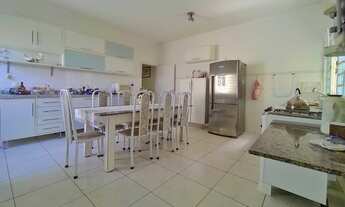 Imagem 6: Térrea para venda com 370 metros quadrados com 4 quartos em Centro - Bofete - SP