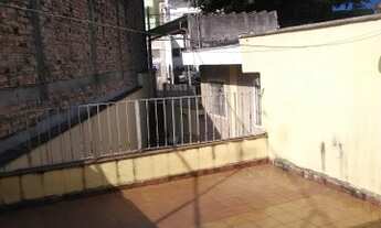 Imagem 2: Imóvel com 2 casas, piscina, sauna e hidro na casa Verde