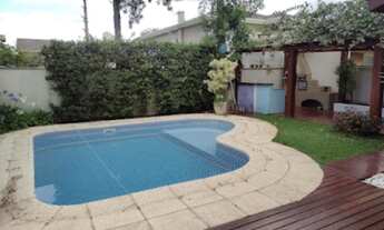 Imagem 2: Casa de condomínio para aluguel tem 236 metros quadrados com 3 quartos