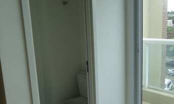 Imagem 5: Sala no piso superior para locação em Vinhedo/SP