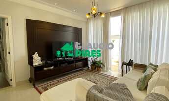 Imagem: Linda casa estilo neoclássico condomínio