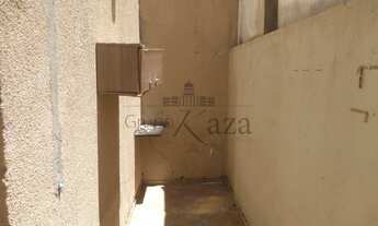 Imagem 4: Casa - Jardim da Granja - 3 Dormitórios sendo 1 Suite - 125m²