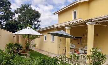 Imagem 7: Casa de condomínio sobrado para venda possui 500 metros quadrados com 5 quartos