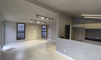 Imagem 7: Casa em Atibaia, a poucas quadras da Alameda Lucas Nogueira Garcez e seus comércios, - At