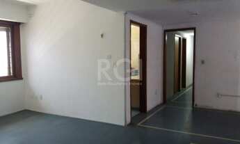 Imagem 7: PORTO ALEGRE - Casa Padrão - Auxiliadora