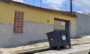 Imagem 2: Casa 02 Dorms. Travessa Avenida Américo Figueiredo