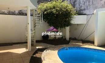 Imagem 6: Casa para venda com 570 metros quadrados com 5 quartos