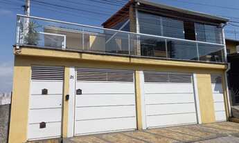 Imagem: Sobrado para venda tem 170 metros quadrados