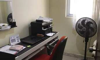 Imagem 4: Sobrado para venda possui 266 metros quadrados com 4 quartos em Jardim Modelo - Suzano - S