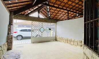 Imagem 3: Casa terréa de 03 dorm, 01 suíte, espaço gourmet nos fundos - Maracanã - Praia Grande/SP