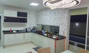 Imagem 2: CASA IMPECÁVEL*200metros, Planejada,Piscina,Ar condic