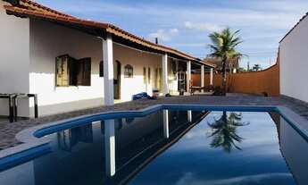 Imagem 1: APROVEITE JÁ ESTA BELA CASA COM PISCINA!!