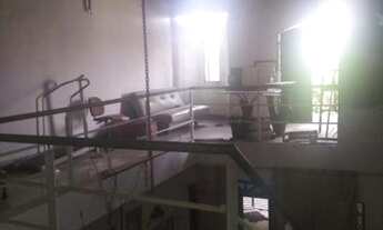 Imagem 6: Sobrado para Venda em Suzano, Parque Maria Helena, 5 dormitórios, 2 banheiros, 2 vagas