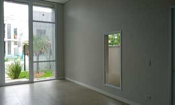 Imagem: Casa de condomínio térrea para venda tem