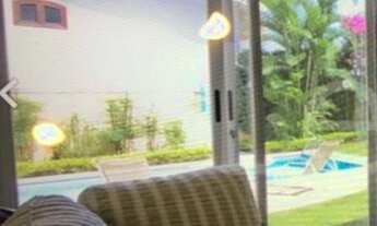 Imagem 7: Casa de condomínio para venda possui 534 metros quadrados com 5 quartos