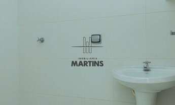 Imagem 4: Casa de condomínio para venda tem 296 metros quadrados com 3 quartos