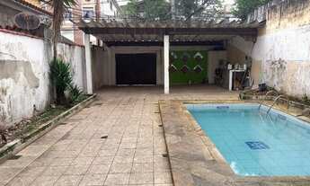 Imagem 3: Casa Sobrado com 4 dormitórios, 1 suíte, Edícula com Suíte, Piscina, e 3 vagas privativas