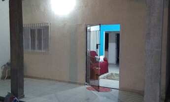 Imagem 2: Casa de lote inteiro com edícula