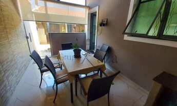 Imagem 6: Sobrado para venda possui 180 metros quadrados com 3 quartos