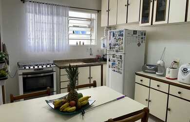 Imagem 6: Apartamento para venda possui 110 metros quadrados com 2 quartos em Embaré - Santos - SP