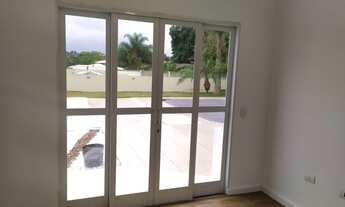 Imagem 5: Casa em Cond de alto padrão na Granja Viana, 3 suites, piscina, locação ou venda!