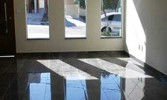 Imagem 5: Lindo Sobrado com 145m2 - 3 dormitórios, 1 suite, c/ Piscina. Cond. Horto Florestal