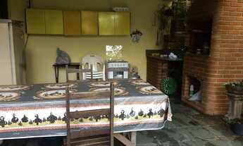 Imagem 2: Sobrado para venda tem 286 metros quadrados com 3 quartos