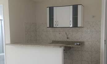 Imagem 2: Apartamento para aluguel com 30 metros quadrados com 1 quarto em Buraquinho - Lauro de Fre