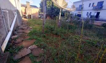 Imagem 2: Terreno com Casa Mista (Alvenaria e Madeira