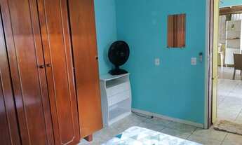 Imagem 2: Quarto individual para mulher