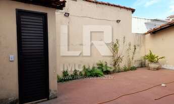 Imagem 4: Casa com 2 quartos em rua asfaltada à menos de 2 minutos da praia do Popeye *LA-03