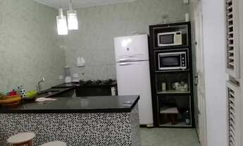 Imagem 4: Aluguel de casa com piscina e sem piscina