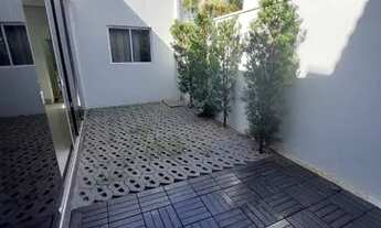 Imagem 5: Casa de condomínio sobrado para aluguel possui 130 metros quadrados com 4 quartos