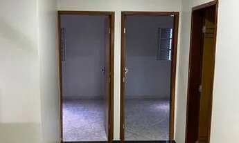 Imagem 5: Alugo casa de 5 quartos sendo 1 suíte na Candangolandia