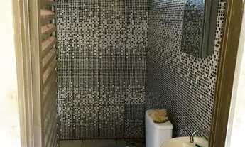 Imagem 4: Casa bairro lageado, murada, forrada pvc, 02 quartos, 02 wc, sala, cozinha, duas edículas