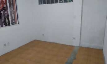 Imagem 2: Aluga-se quarto, cozinha e banheiro no bairro Rio Pequeno- SP