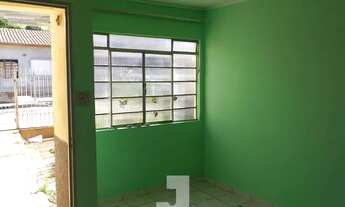 Imagem 6: Casa com três quartos no Jardim Camandocaia ótimo preço