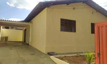 Imagem 2: Casa para aluguel possui 80 metros quadrados com 3 quartos em Setor Castelo Branco - Goiân