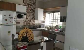 Imagem: Casa à venda por 360.000,00 no bairro Parque