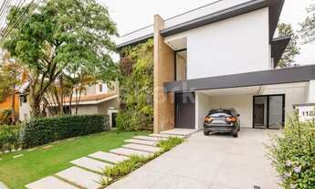 Imagem 2: Casa para venda em Alphaville Tamboré, 4 suítes, 4 vagas de garagem