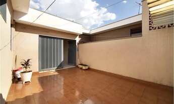 Imagem 3: Casa para venda tem 121 metros quadrados com 3 quartos em Ipiranga - Ribeirão Preto - SP