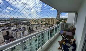 Imagem 2: Cobertura duplex , sala e dois quartos, terraço, churrasqueira e piscina. Doc A