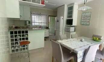 Imagem 4: VENDO CASA TERREA COM 3 DORMS SENDO 1 SUITE E 4 VAGAS