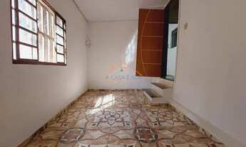 Imagem 6: Casa com quintal, de 2 quartos em lote na região do santo André em belo horizonte