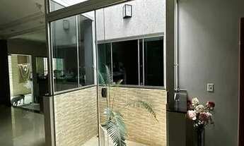 Imagem: Casa para venda tem 180 metros quadrados