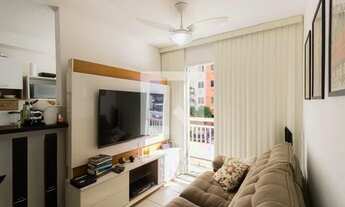 Imagem 2: Apartamento para Aluguel - Jacarepaguá, 2 Quartos, 47 m2