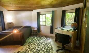 Imagem 3: Quarto grande e bem arejado