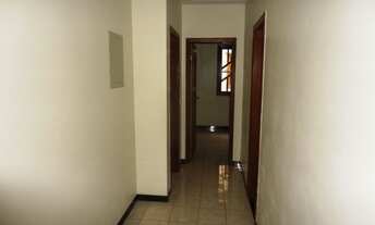 Imagem 4: Casa para venda com 176 metros quadrados com 4 quartos