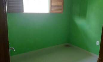 Imagem: Casa pra alugar na cor branca