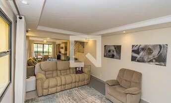 Imagem 4: Casa de Condomínio para Aluguel - Bairro das Palmeiras, 4 Quartos, 280 m2